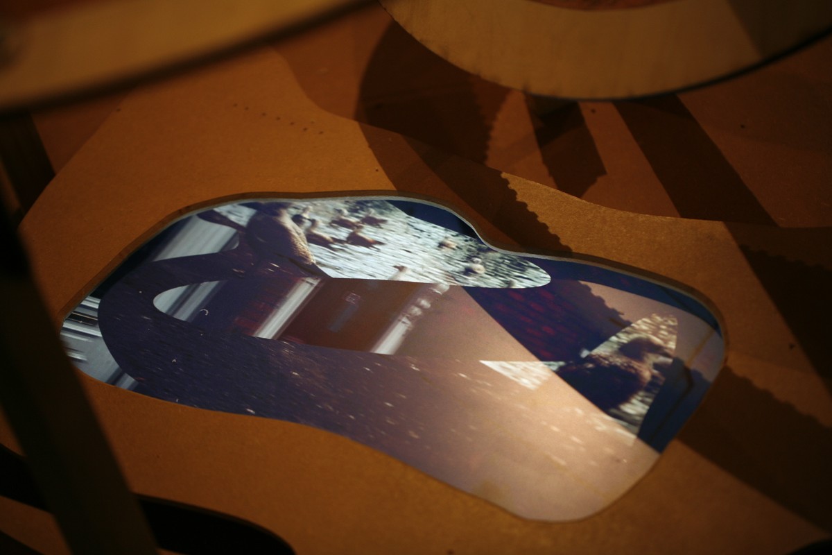 Echappée guère  / (Portrait de Dédale en fichènchip)