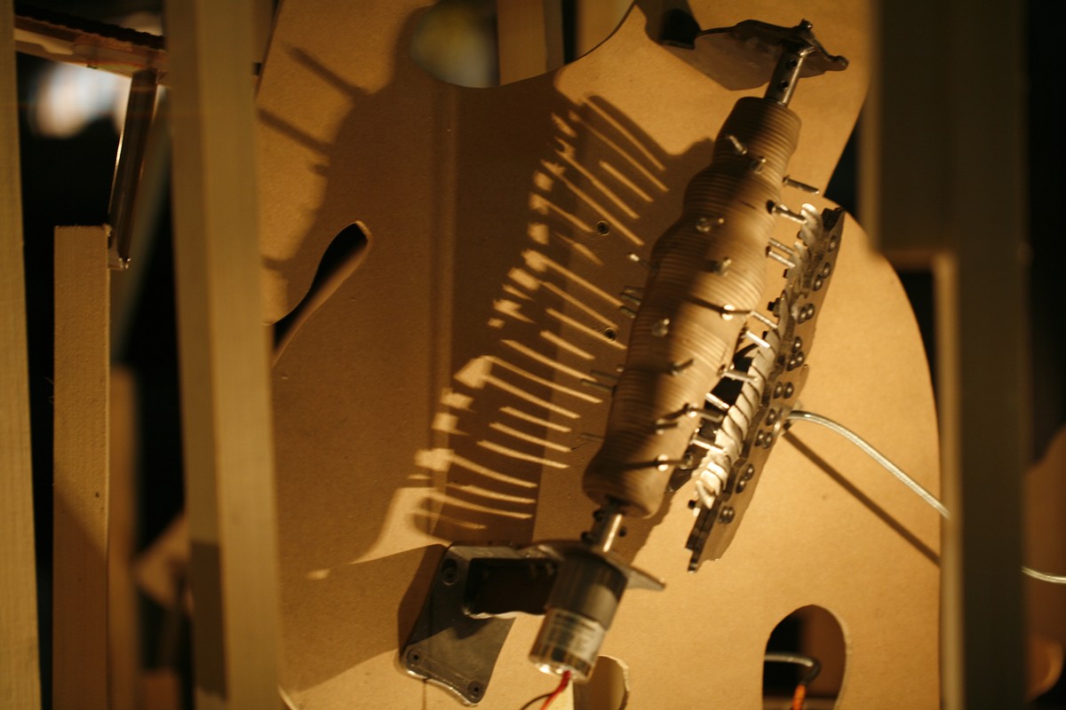 Echappée guère  / (Portrait de Dédale en fichènchip)