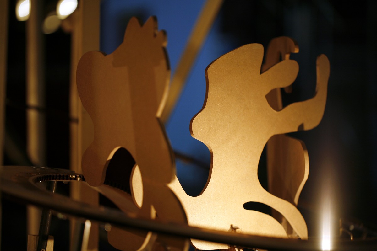 Echappée guère  / (Portrait de Dédale en fichènchip)