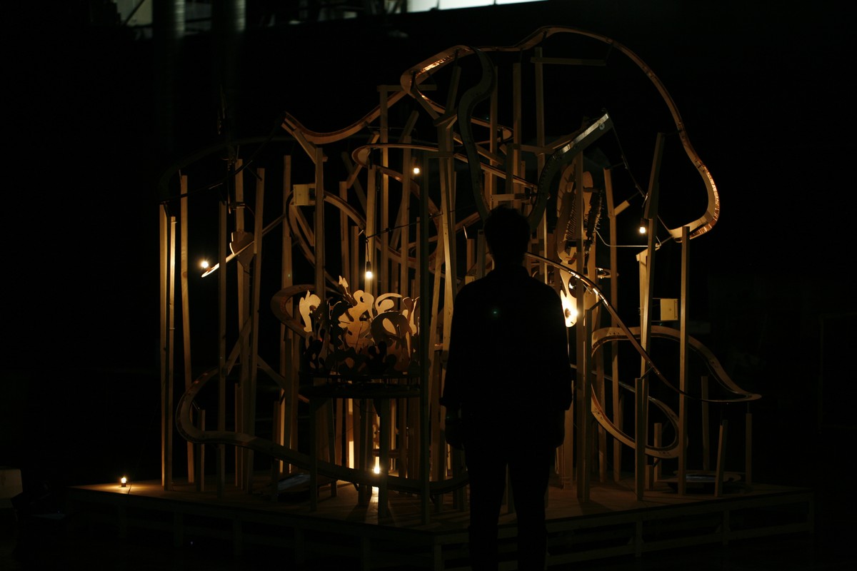 Echappée guère  / (Portrait de Dédale en fichènchip)