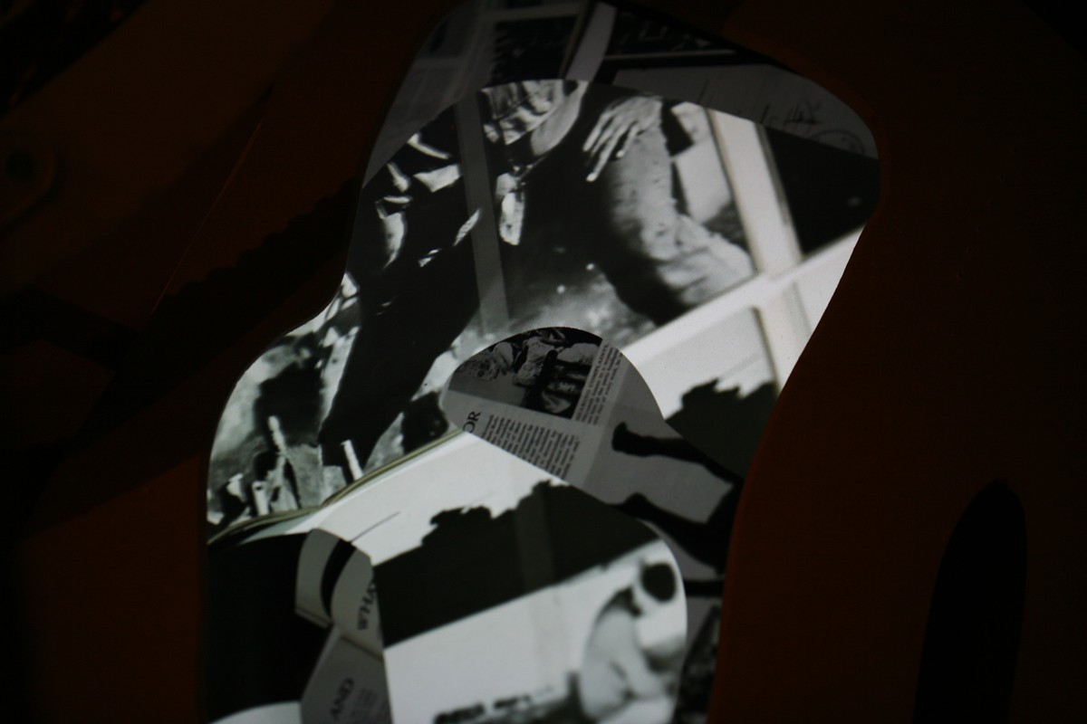 Echappée guère  / (Portrait de Dédale en fichènchip)