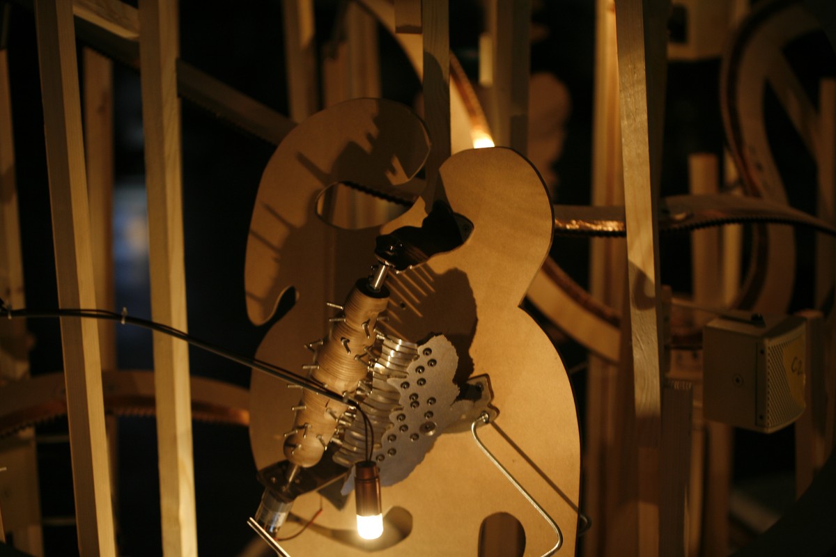 Echappée guère  / (Portrait de Dédale en fichènchip)