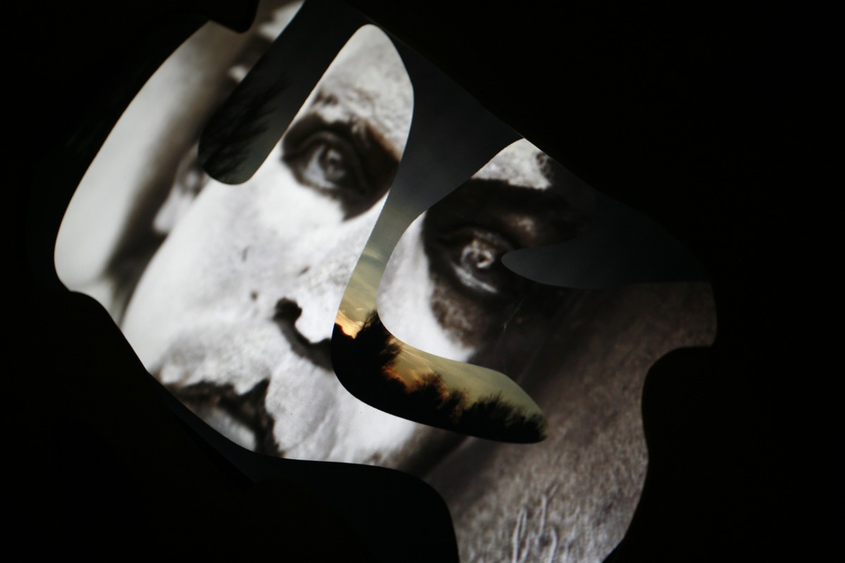 Echappée guère  / (Portrait de Dédale en fichènchip)