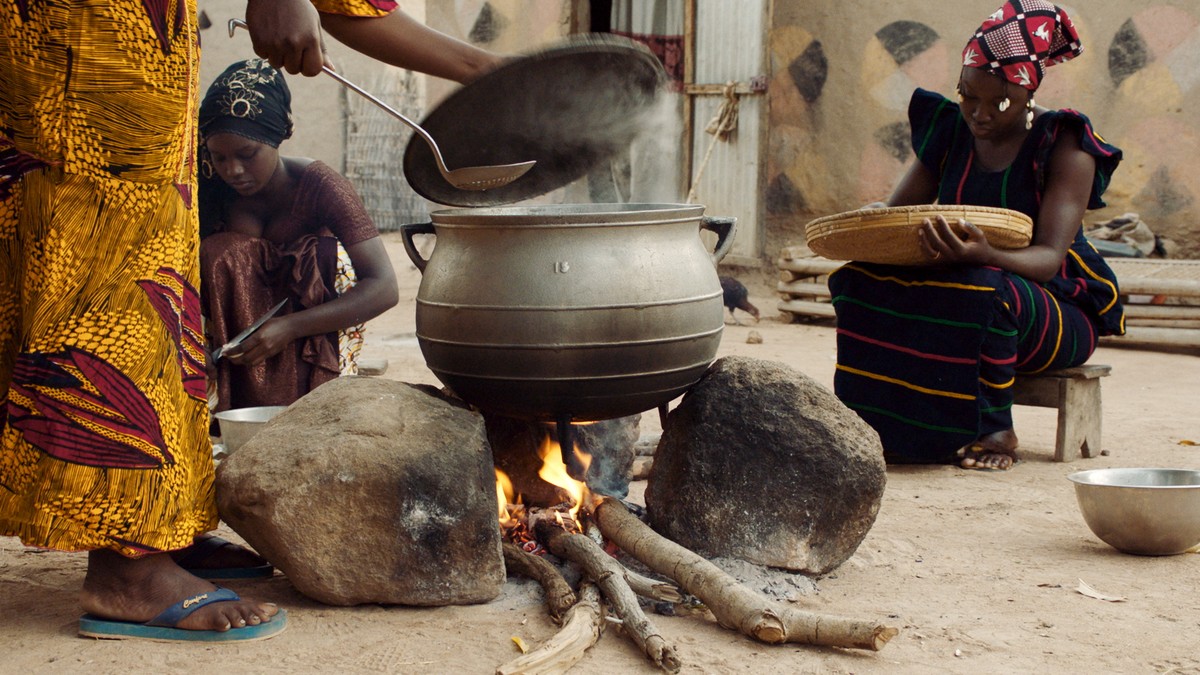 Gwacoulou, Le foyer traditionnel