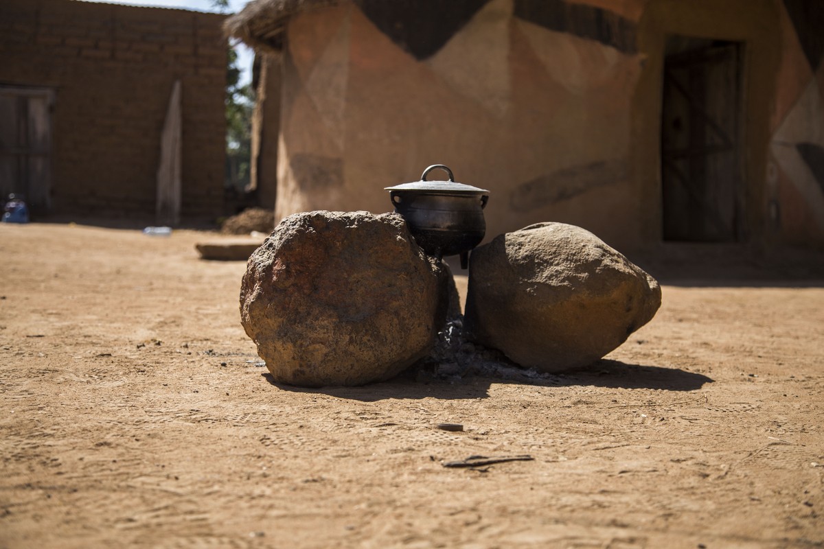 Gwacoulou, Le foyer traditionnel