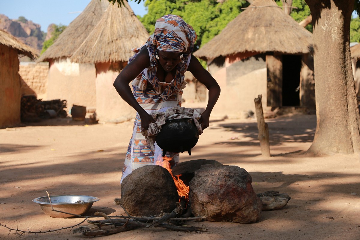 Gwacoulou, Le foyer traditionnel