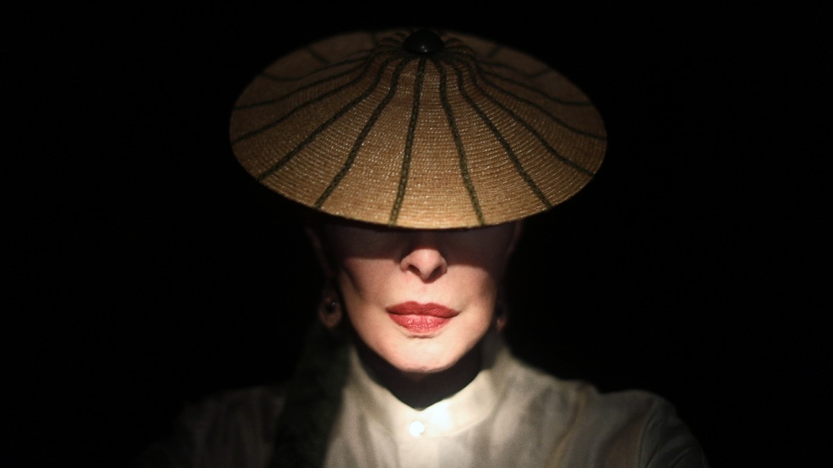 Life damages the living