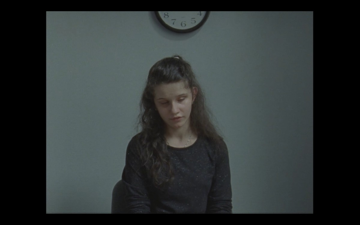 Tout ce qui était proche s'éloigne