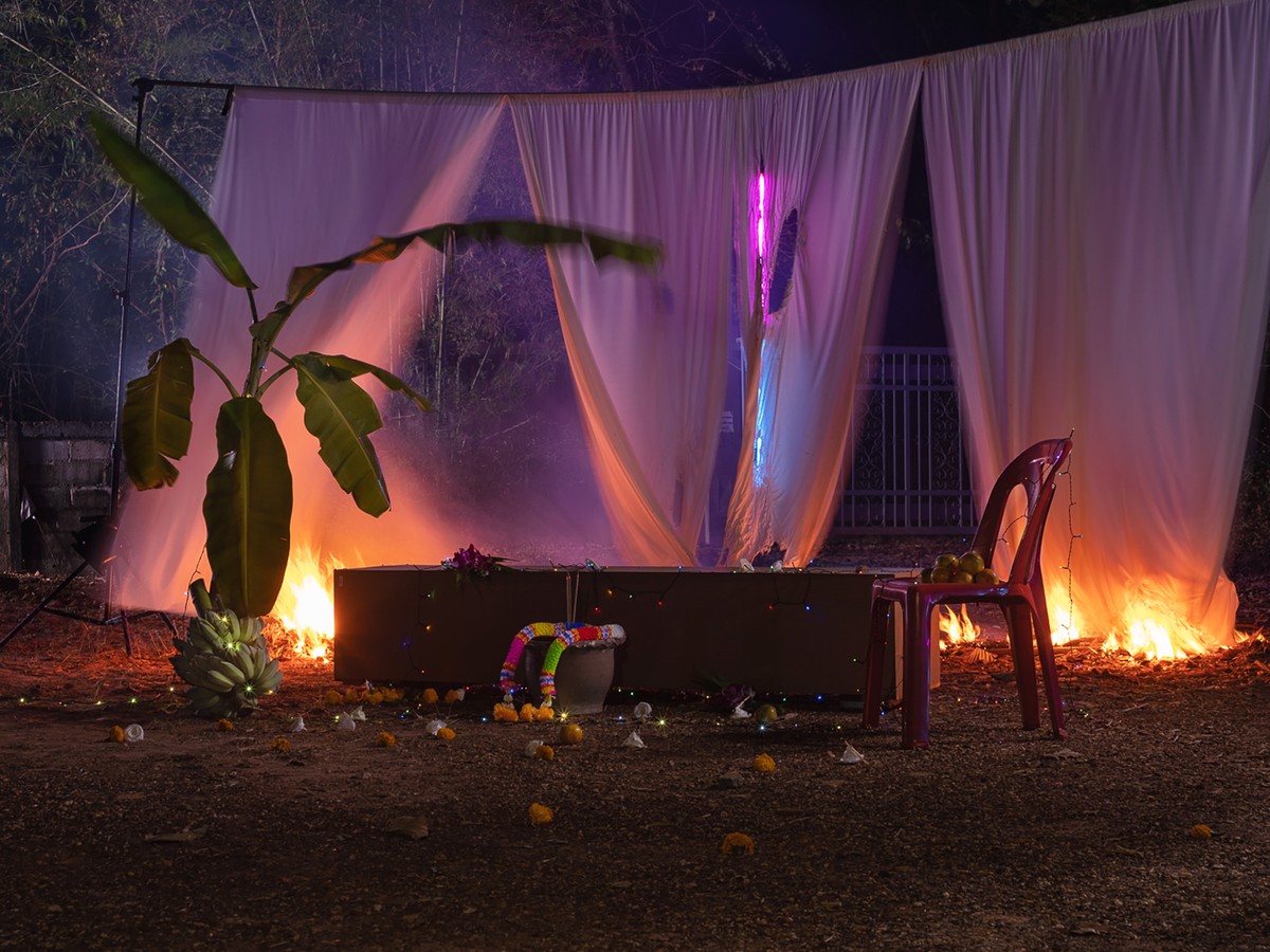 23082022...Maybe we still love you / Français, Anglais