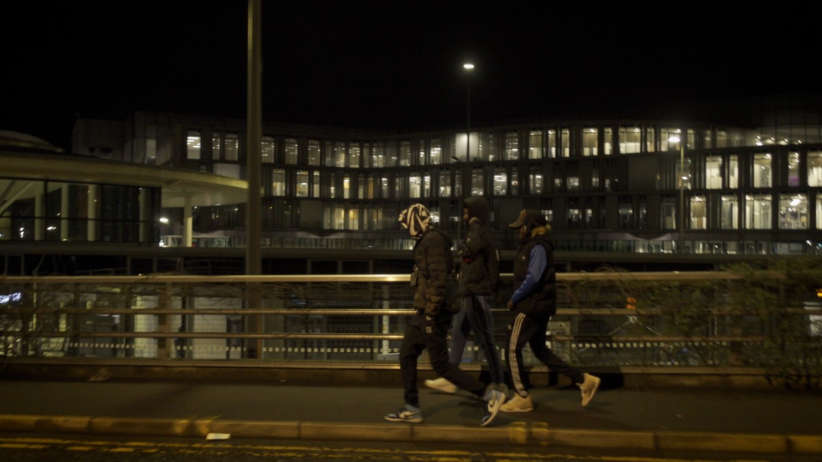 L'Alternative / En collaboration avec Hissen Albathaoui