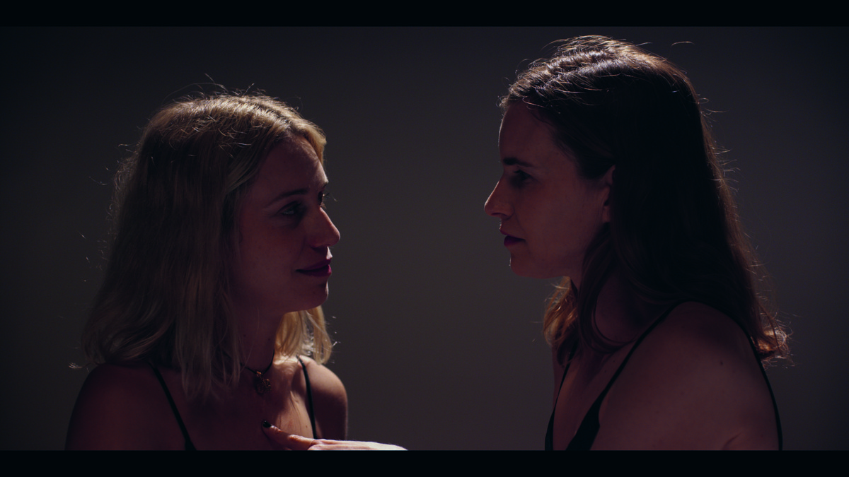 Je n'AI jamais rencontré quelqu'un comme toi.