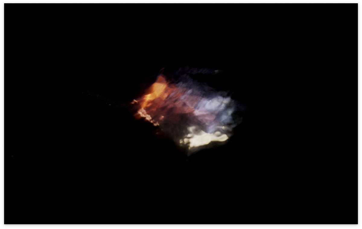 Il ne reste que la beauté de ces étoiles / كُلُّ ما تَبَقّى هو جمالُ هذهِ النُّجومِ