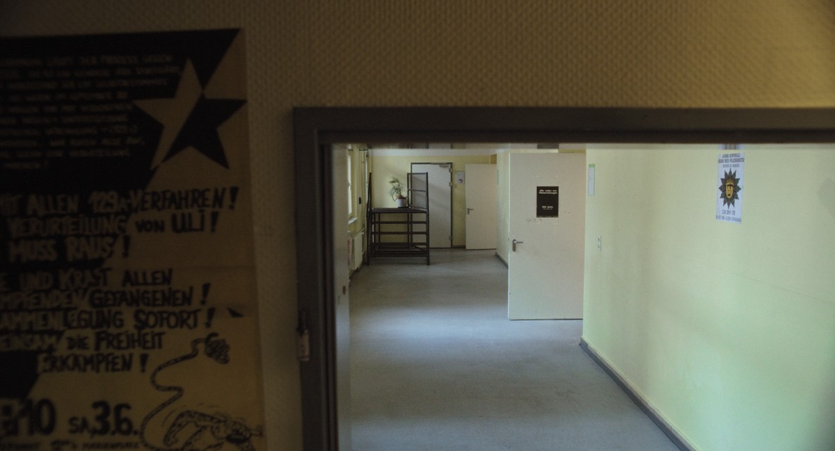 Desertion / [or: 