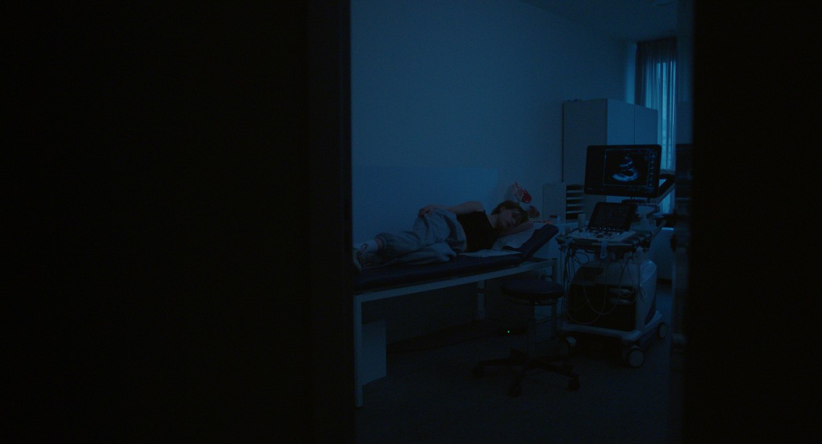 Desertion / [or: 