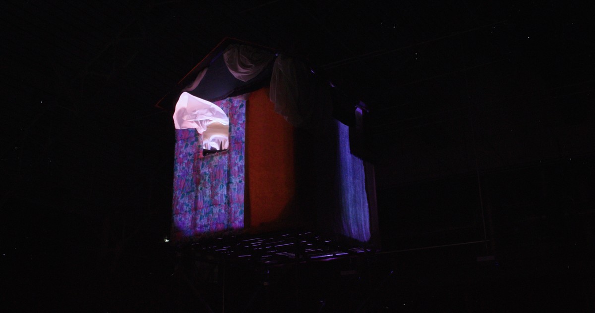 La maison qui se retournait dans son lit