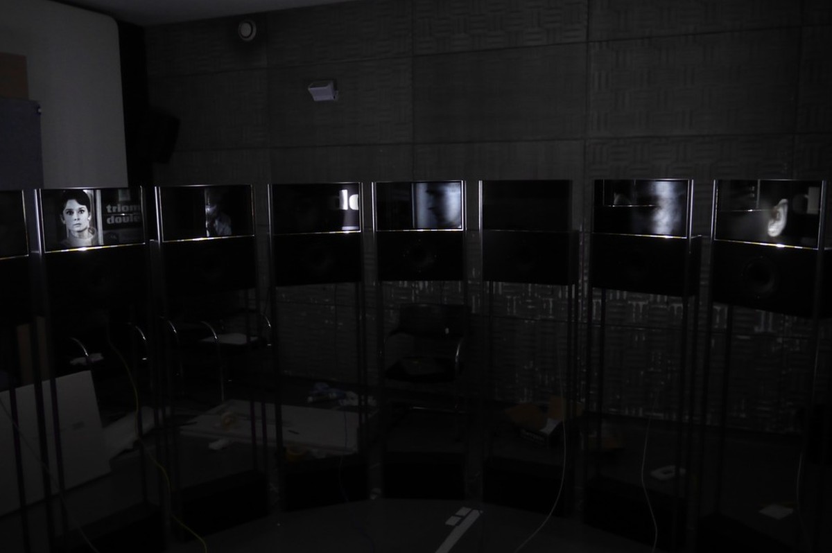 Triomphe des douleurs  / Images extraites du film Charade 1963 de Stanley Donen avec Audrey Hepburn et Cary Grant