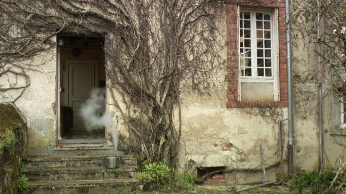 Le mort saisit le vif