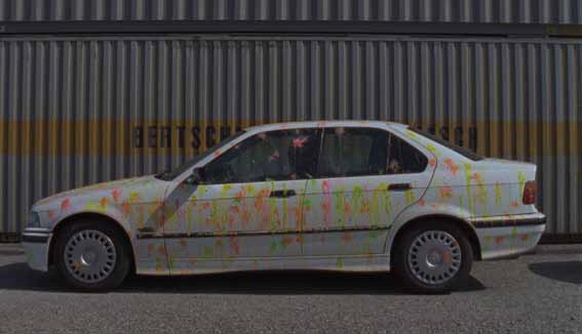 Of stains, scrap and tires