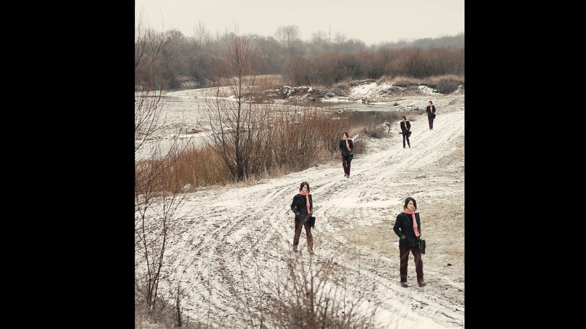 Reisende auf einem Bein